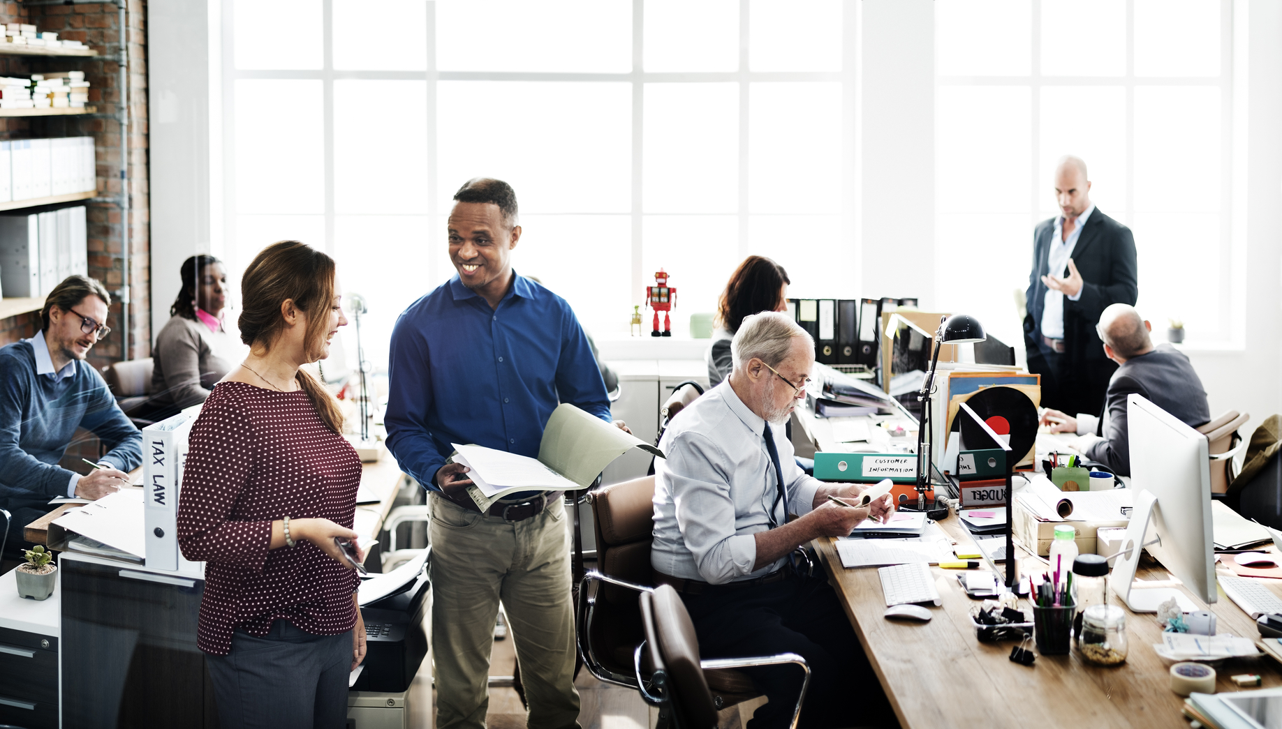 How Do Employers Keep Track of Employee Time Under Arizona Law?