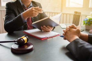 How Houk Employment Attorneys Can Help With Your Employment Contract Case in Phoenix, Arizona